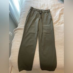 Selling green lululemon joggers